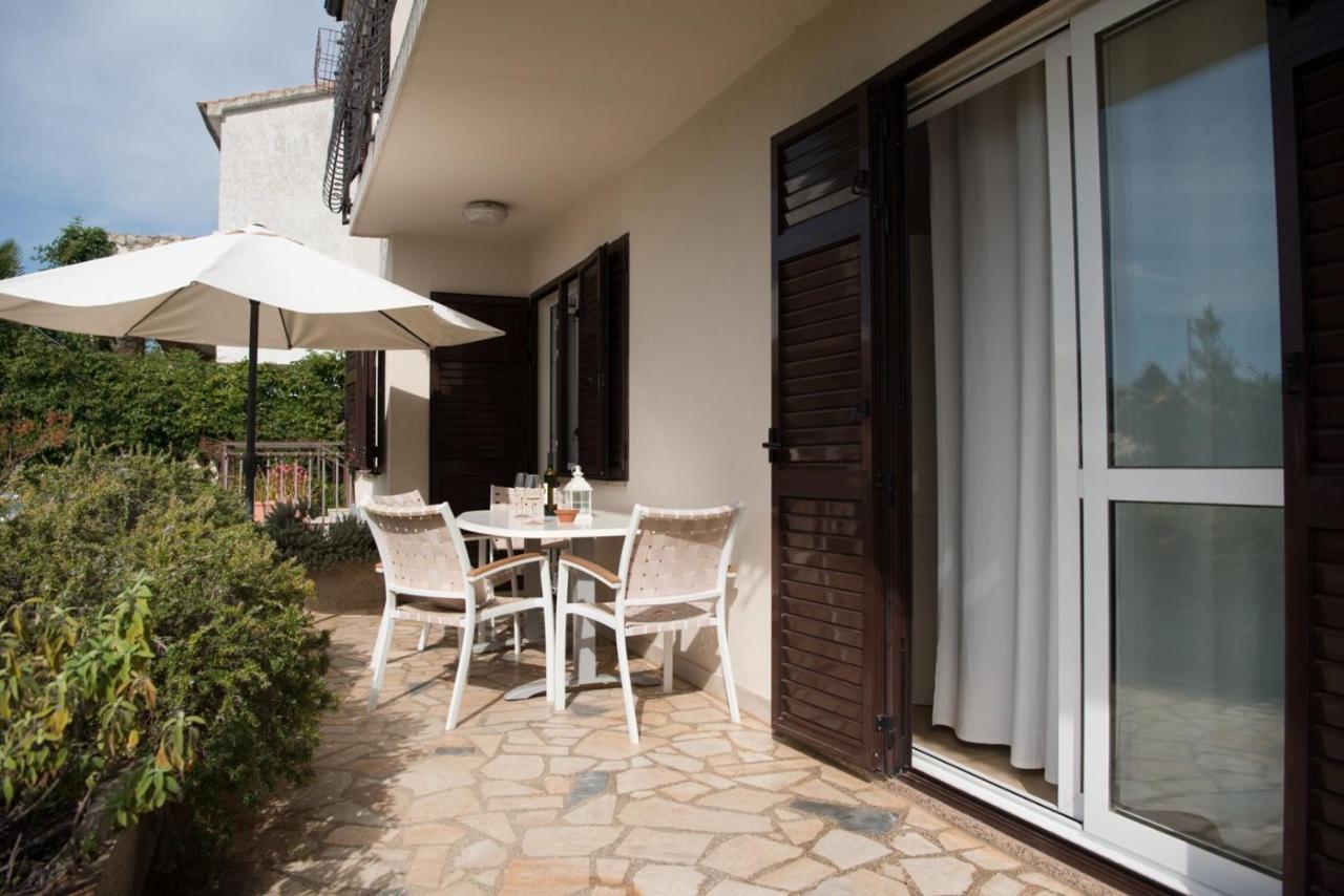 Apartments Sandra بوريتش المظهر الخارجي الصورة