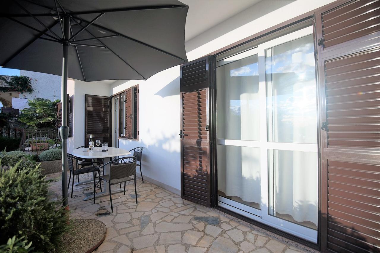 Apartments Sandra بوريتش المظهر الخارجي الصورة